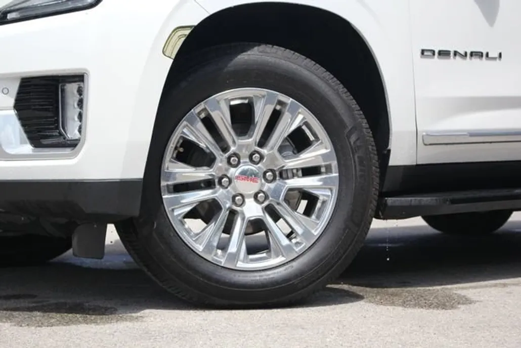 2021 Gmc Yukon Denali photo 1