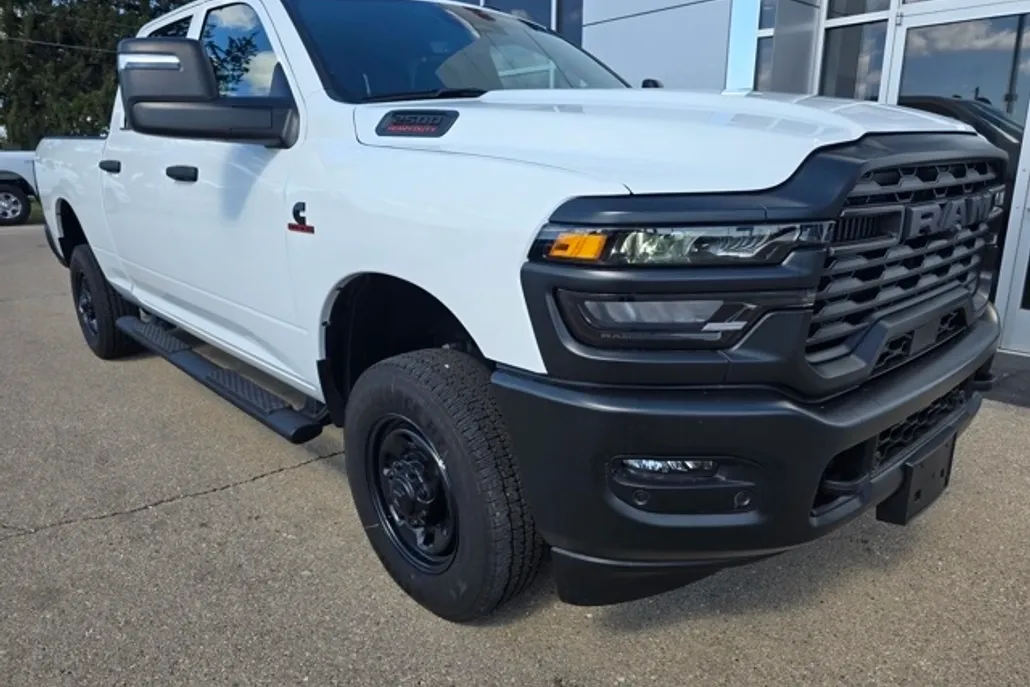 2025 Ram 2500 Tradesman photo 1