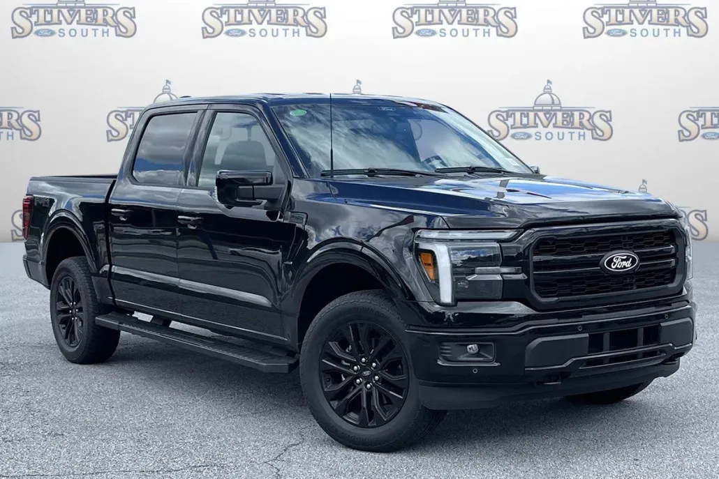 2025 Ford F-150 Lariat photo 1