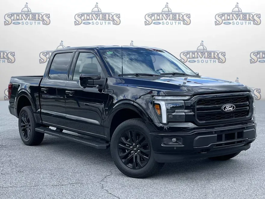 2025 Ford F-150 Lariat photo 1