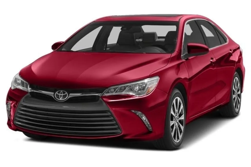 2016 Toyota Camry XLE photo 1