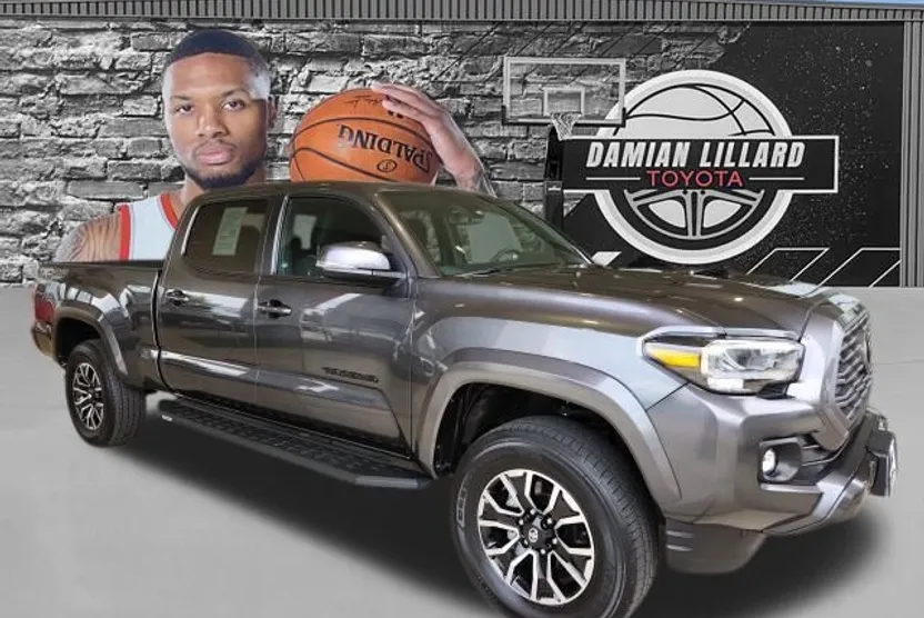 2023 Toyota Tacoma TRD Sport photo 1