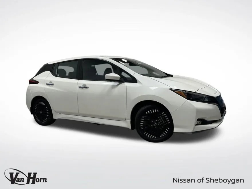 2025 Nissan Leaf SV Plus photo 1