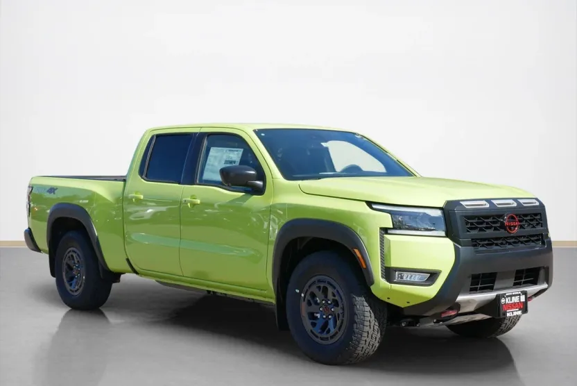 2026 Nissan Frontier Crew Cab PRO-4X photo 1