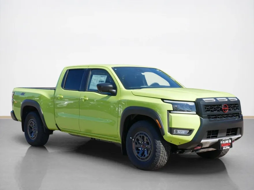 2026 Nissan Frontier Crew Cab PRO-4X photo 1