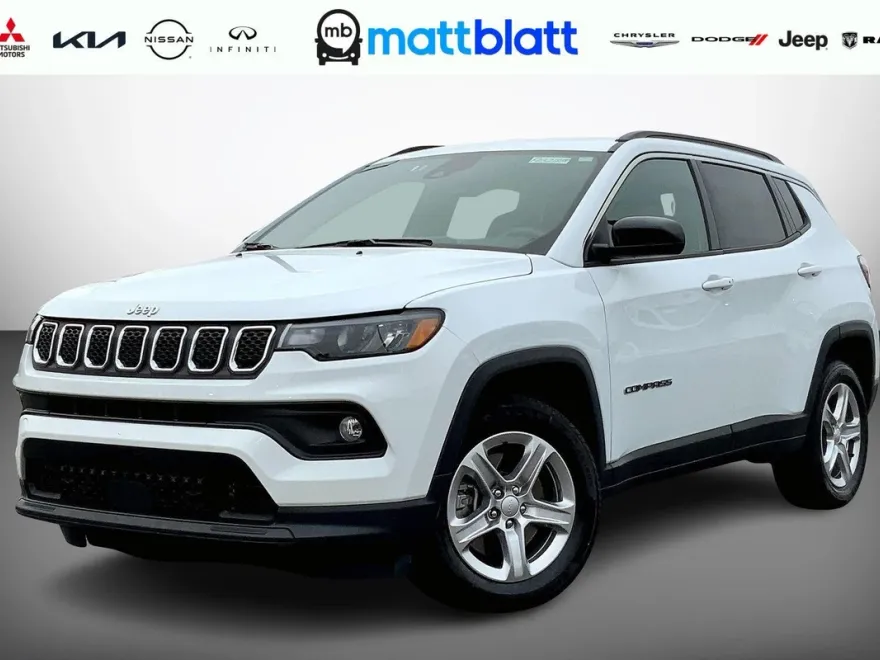 2024 Jeep Compass Latitude photo 1