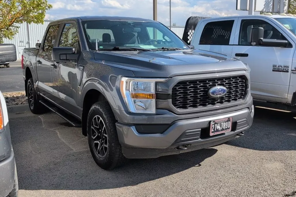 2022 Ford F-150 XL photo 1
