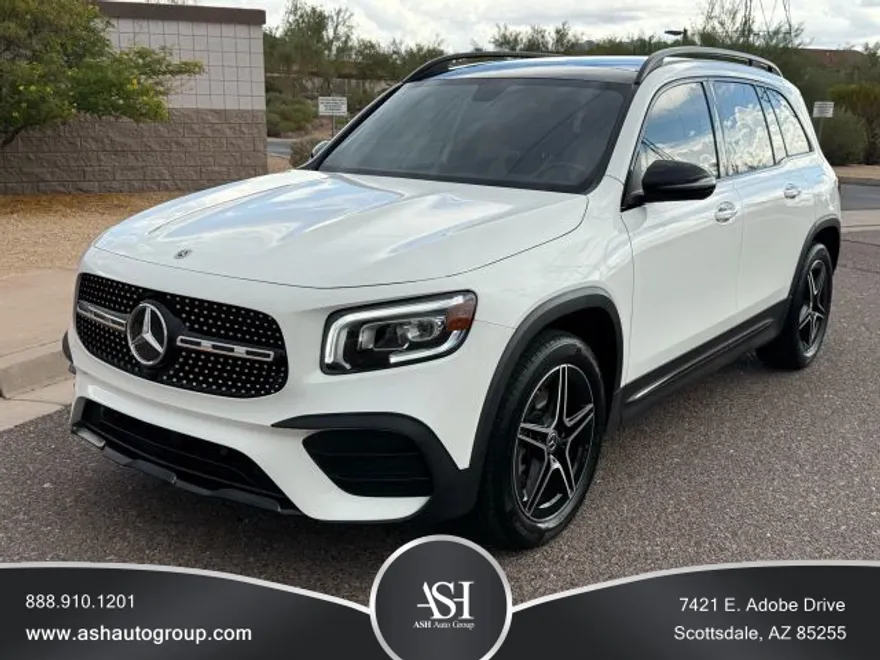 2023 Mercedes Benz GLB 250 photo 1