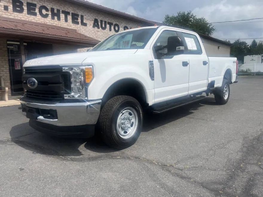2017 Ford F-250 XL photo 1