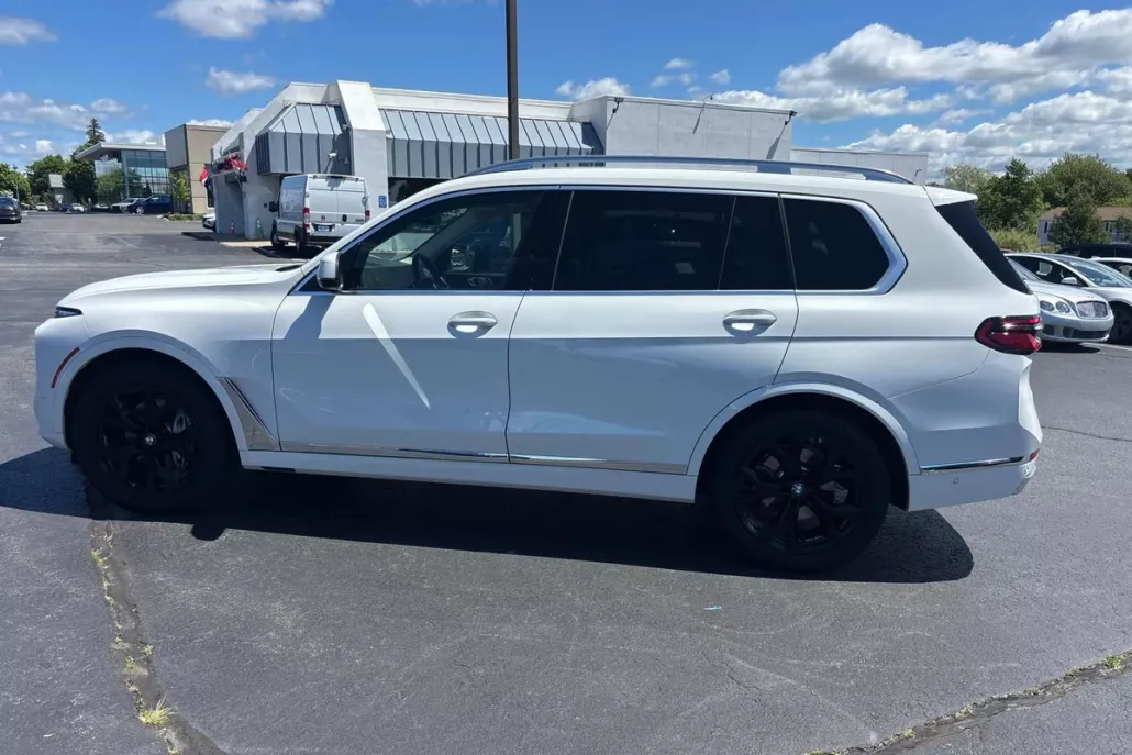 2025 Bmw X7 xDrive40i photo 1