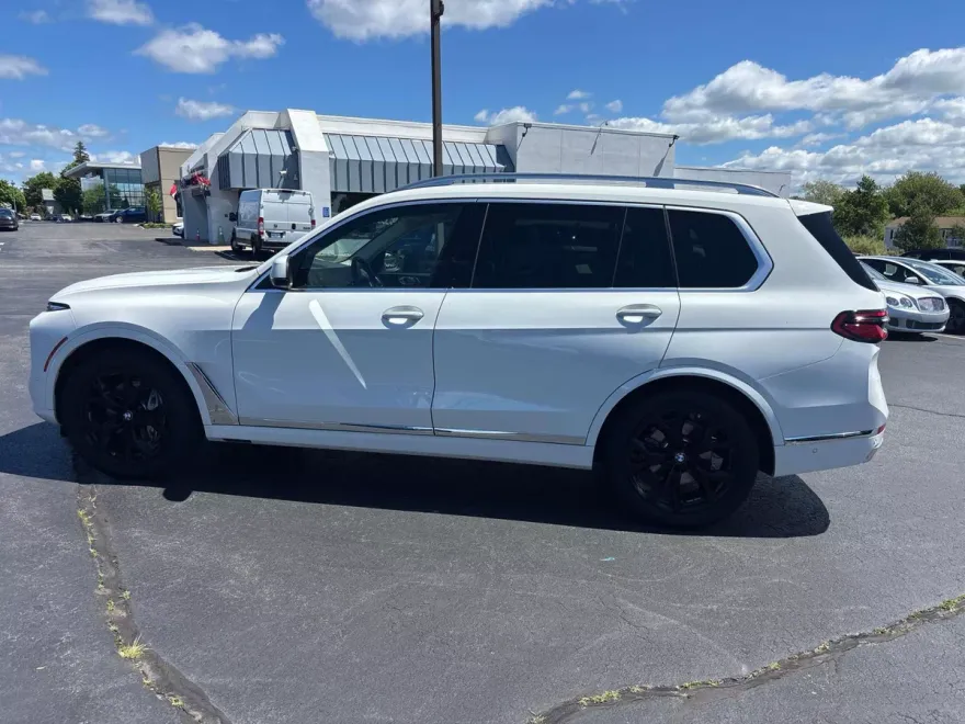 2025 Bmw X7 xDrive40i photo 1