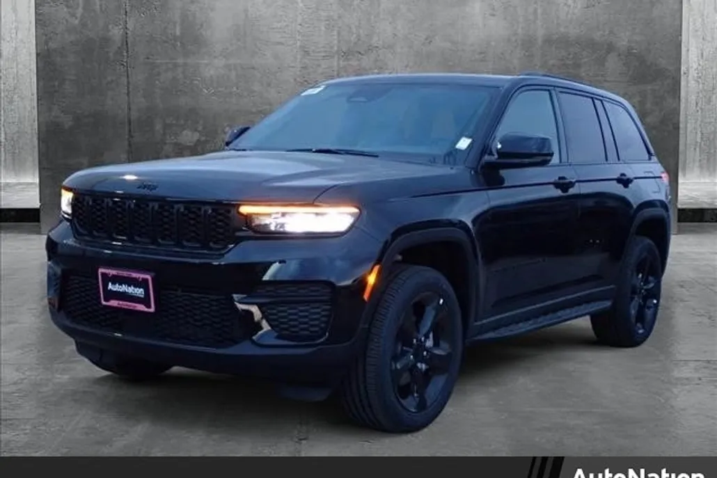 2025 Jeep Grand Cherokee Altitude X photo 1