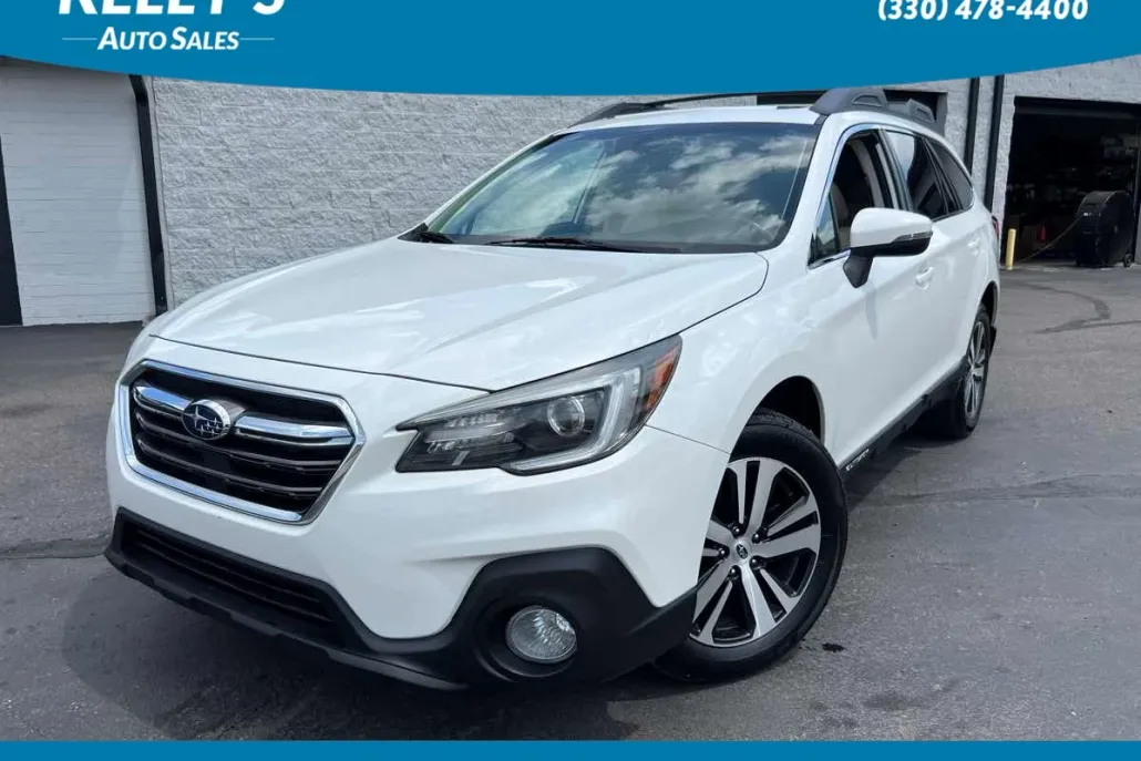 2018 Subaru Outback Limited photo 1