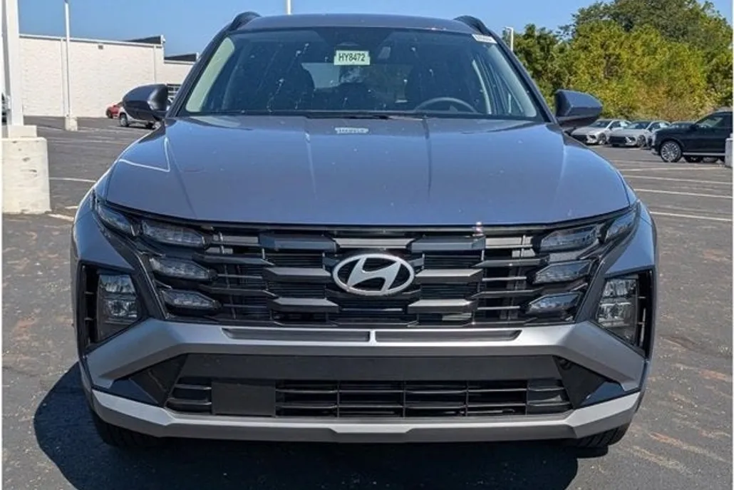 2026 Hyundai Tucson SEL photo 1