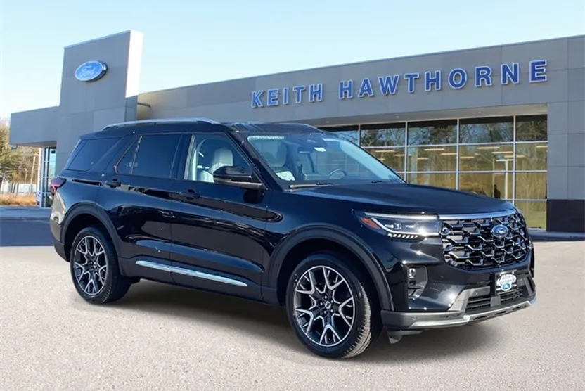 2025 Ford Explorer Platinum photo 1