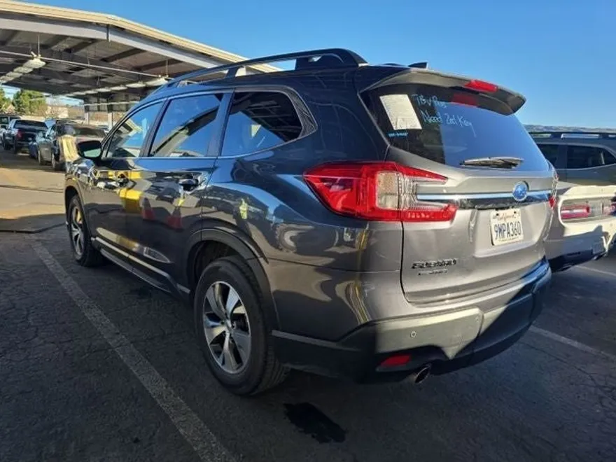 2024 Subaru Ascent Premium photo 1