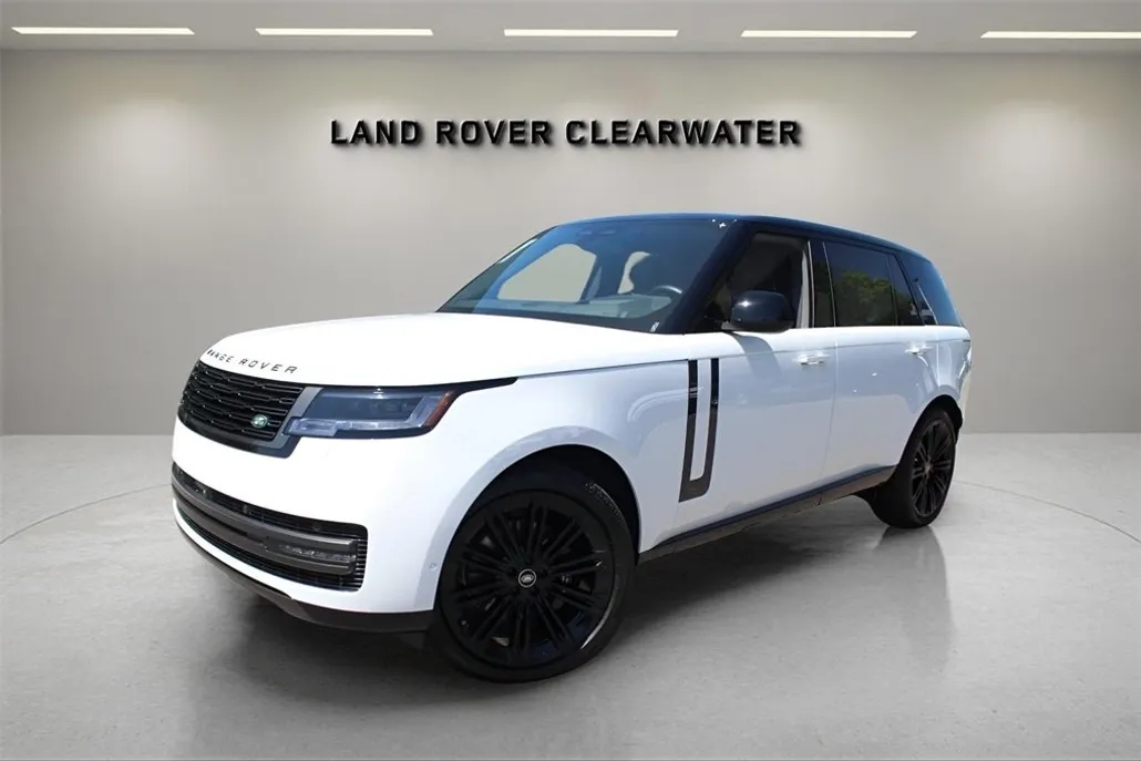 2025 Land Rover Range Rover SE photo 1