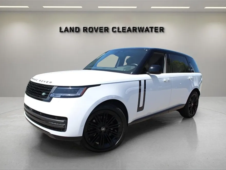 2025 Land Rover Range Rover SE photo 1