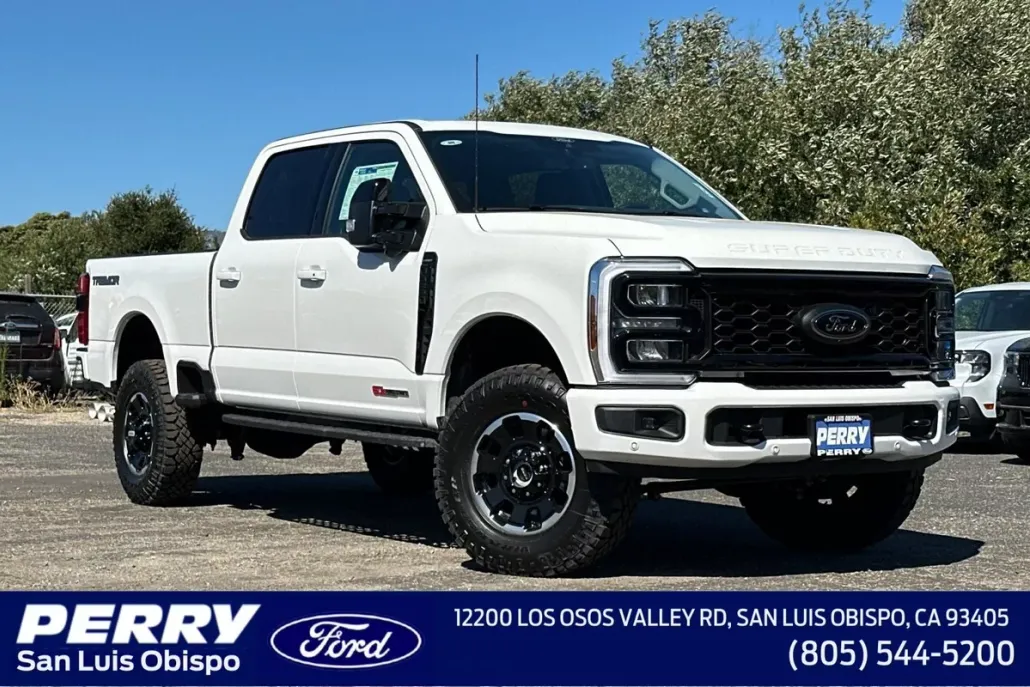 2025 Ford F-250 photo 1