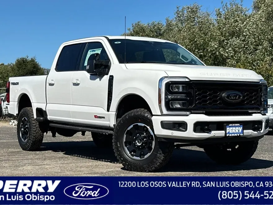 2025 Ford F-250 photo 1