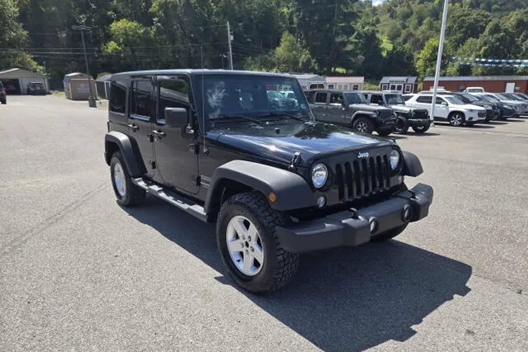 2016 Jeep Wrangler Unlimited Sport photo 1