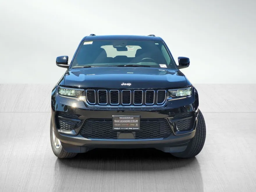 2025 Jeep Grand Cherokee Laredo X photo 1