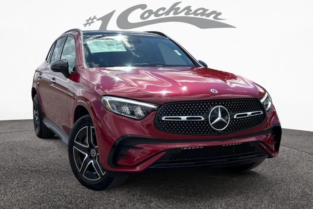 2025 Mercedes Benz GLC 300 4MATIC photo 1