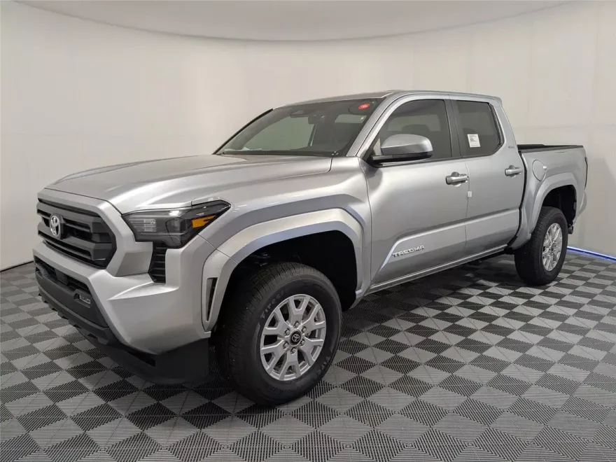 2025 Toyota Tacoma SR5 Double Cab photo 1