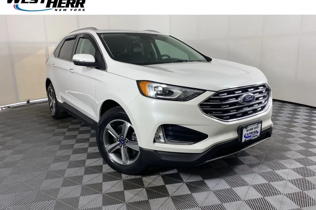 2020 Ford Edge SEL photo 1