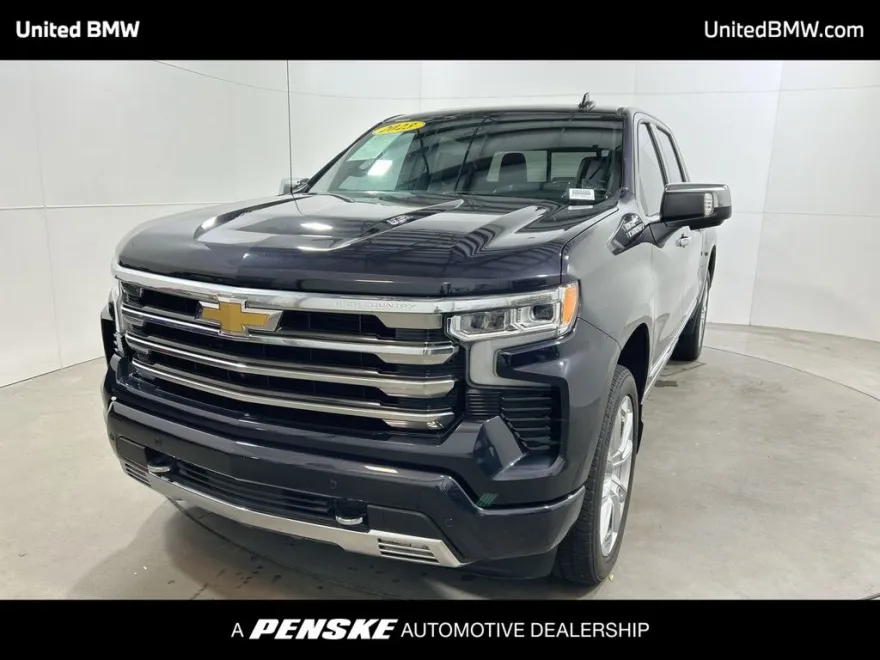 2023 Chevrolet Silverado 1500 High Country photo 1