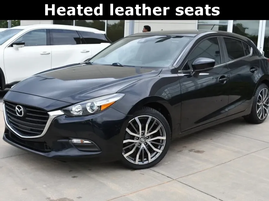 2017 Mazda Mazda3 Touring 2.5 Sedan photo 1