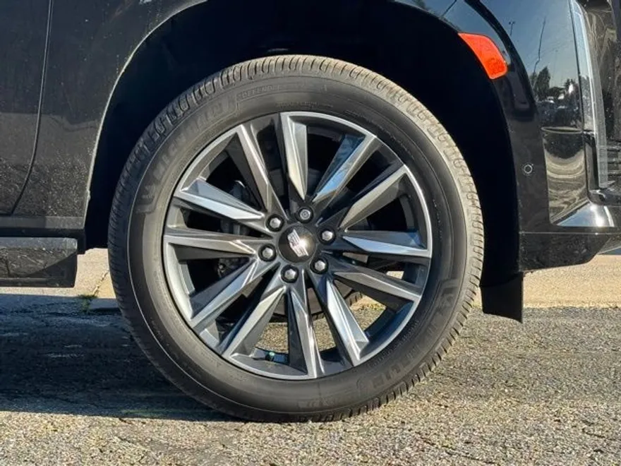 2021 Cadillac Escalade Sport photo 1