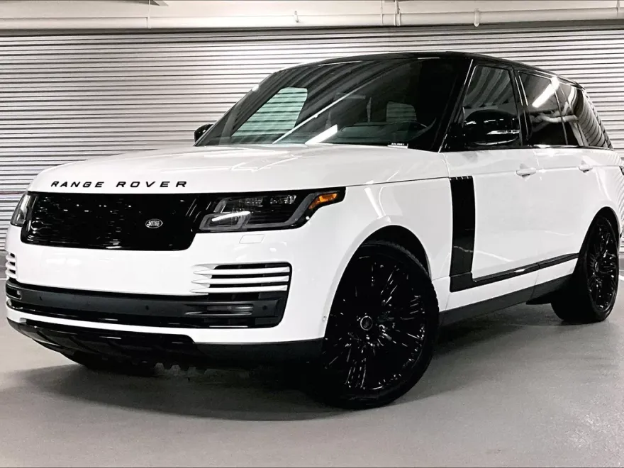 2020 Land Rover Range Rover P525 HSE photo 1