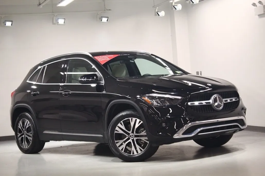 2025 Mercedes Benz GLA 250 4MATIC photo 1