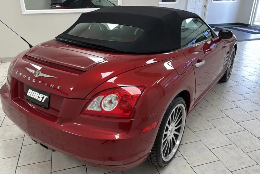 2007 Chrysler Crossfire Base photo 1