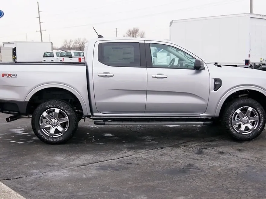 2024 Ford Ranger XLT photo 1