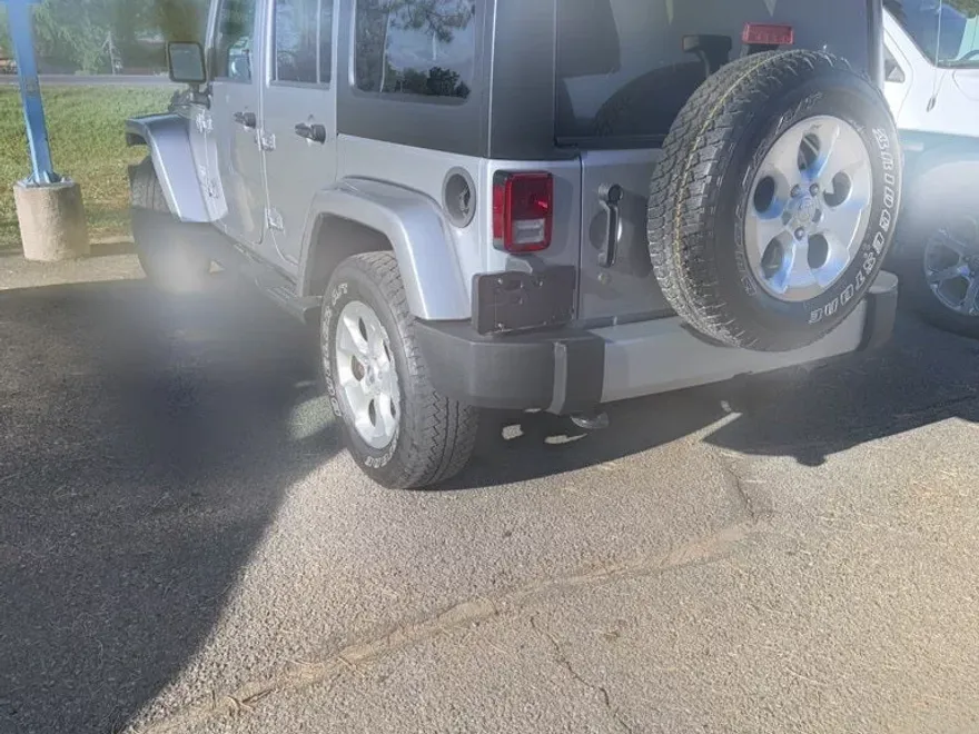 2015 Jeep Wrangler Unlimited Sahara photo 1
