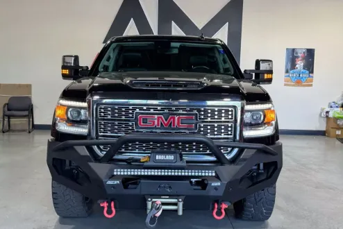 2019 Gmc Sierra 2500 HD Denali photo 3
