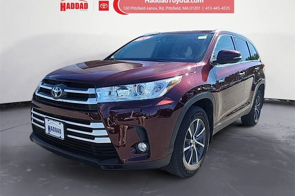 2019 Toyota Highlander Hybrid XLE photo 1