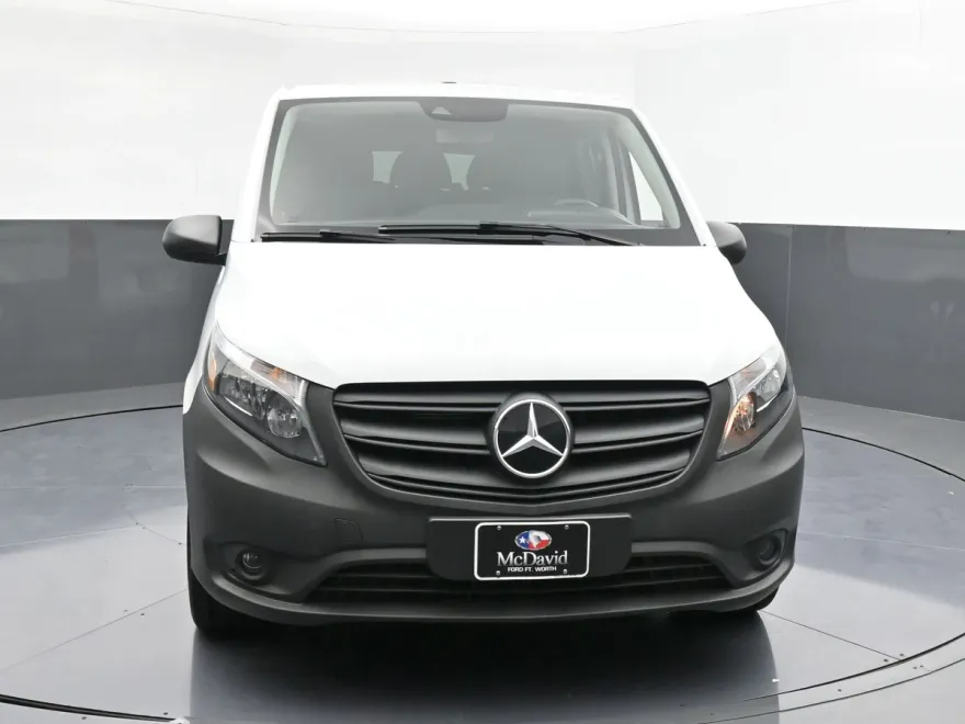 2023 Mercedes Benz Metris Passenger photo 1