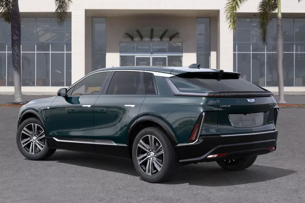 2026 Cadillac Lyriq Luxury photo 1