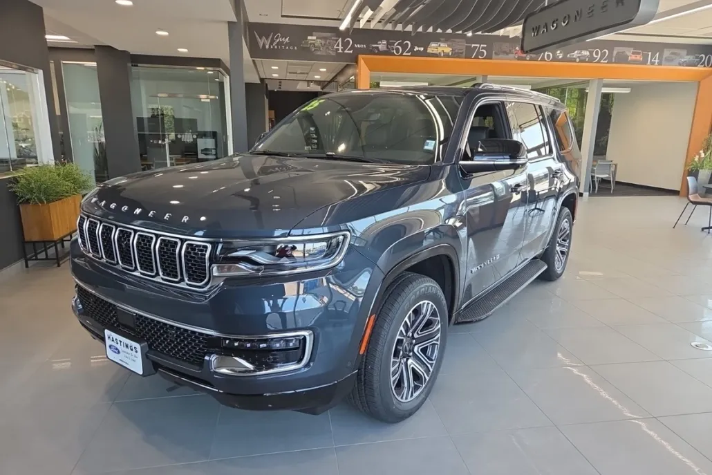 2025 Jeep Wagoneer Base photo 1