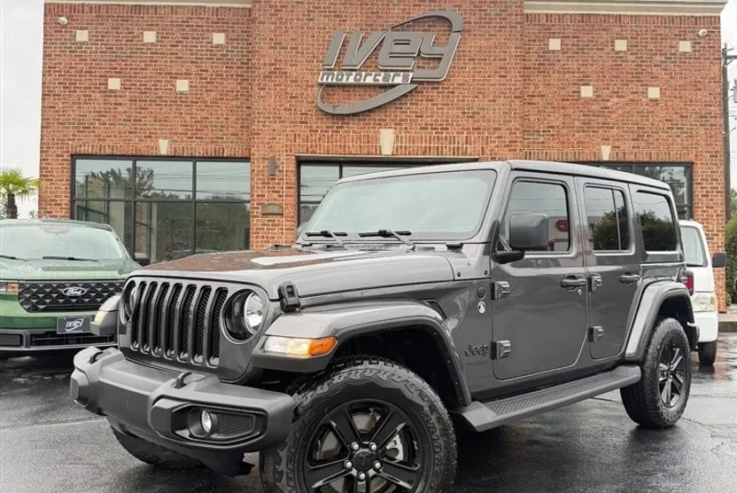 2022 Jeep Wrangler Unlimited Sahara Altitude Sport photo 1
