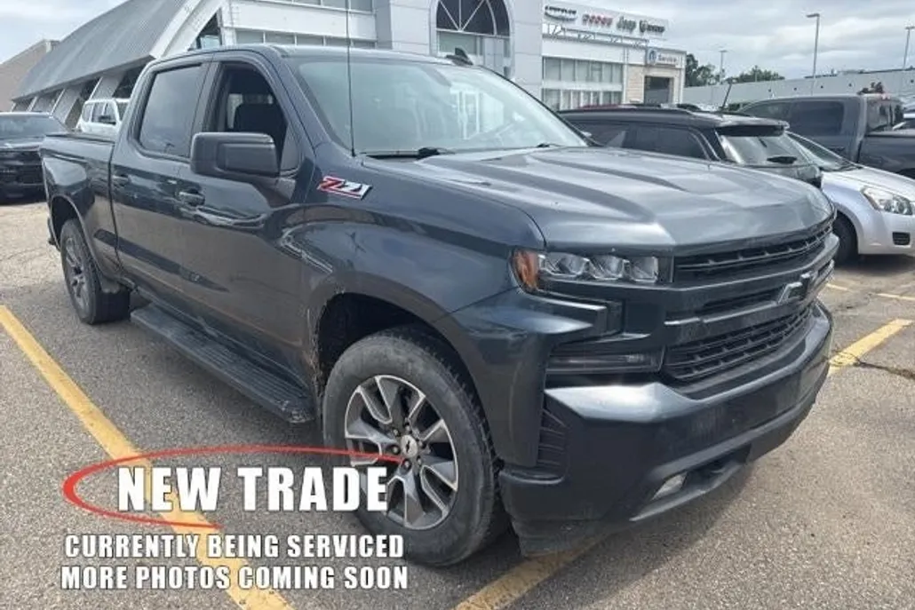 2021 Chevrolet Silverado 1500 RST photo 1