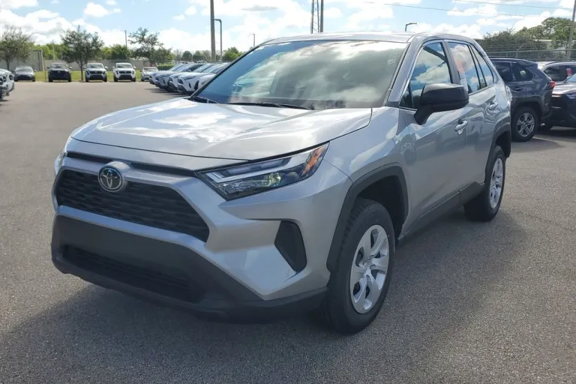 2025 Toyota RAV4 LE photo 1