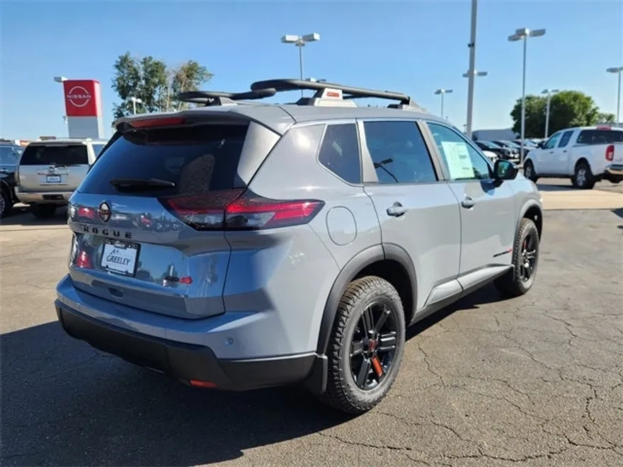 2026 Nissan Rogue SV photo 1