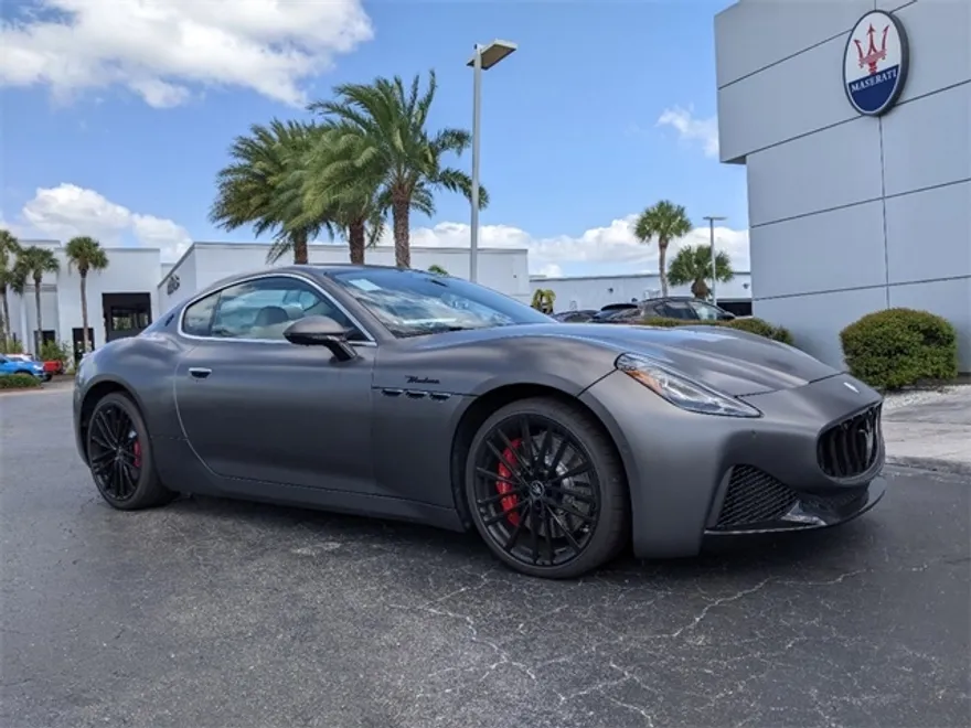 2024 Maserati Granturismo Modena photo 1