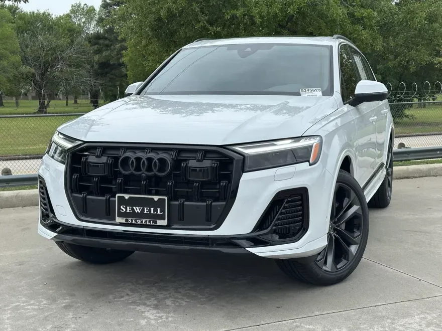2025 Audi Q7 55 Premium photo 1