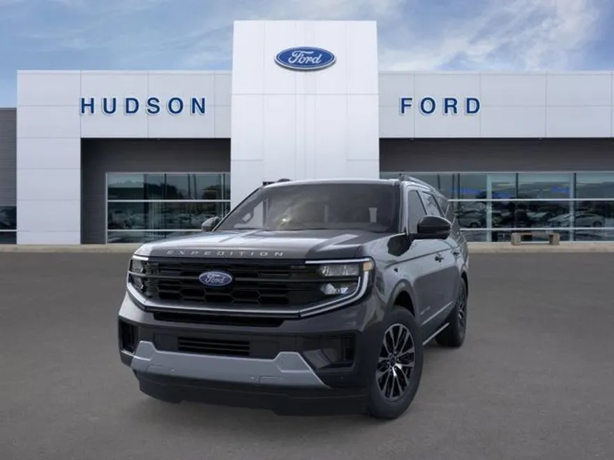 2025 Ford Expedition Platinum photo 1