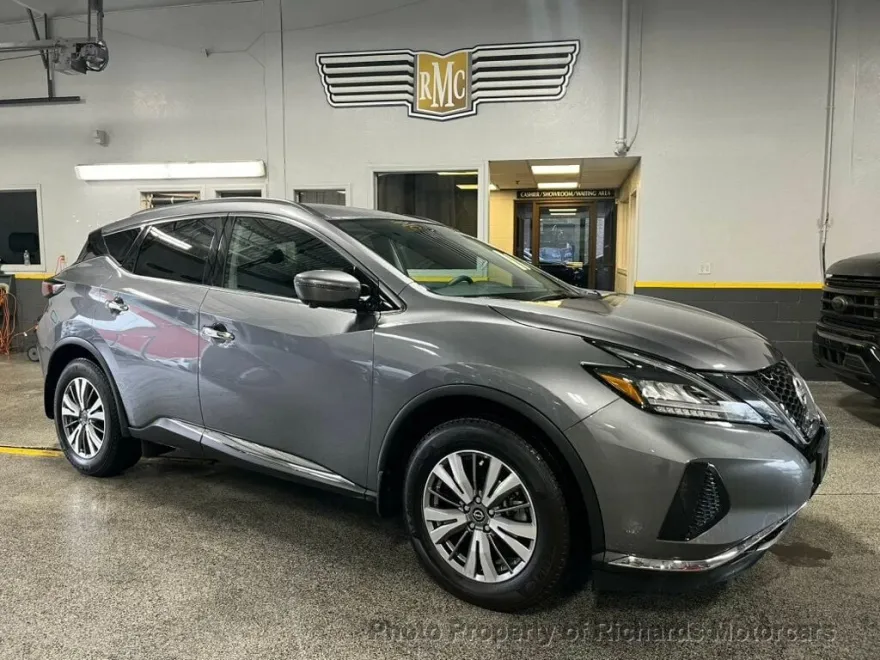 2023 Nissan Murano SV photo 1
